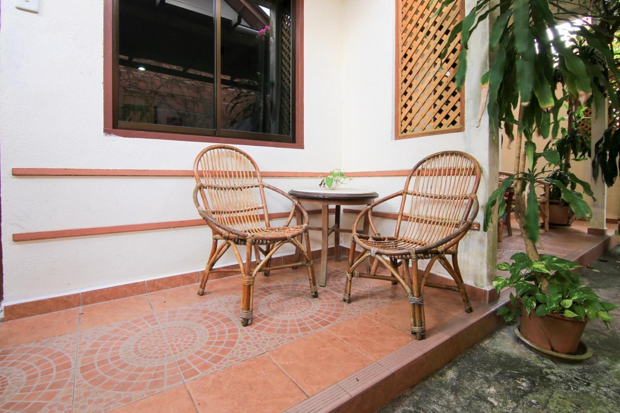 Ombak Inn Chalet Kampung Teluk Nipah Exterior photo